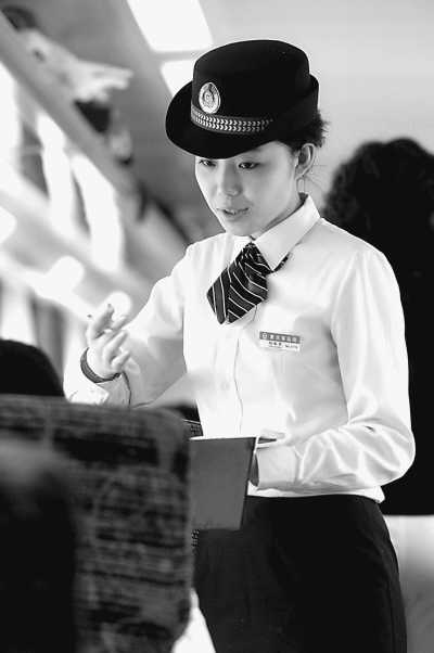 30年制服变换  看时代演进