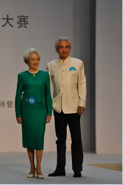 78岁杨淑文获2011新丝路中国魅力模特大赛总冠军