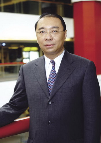 专访--上海世贸商城执行副总裁傅禄永