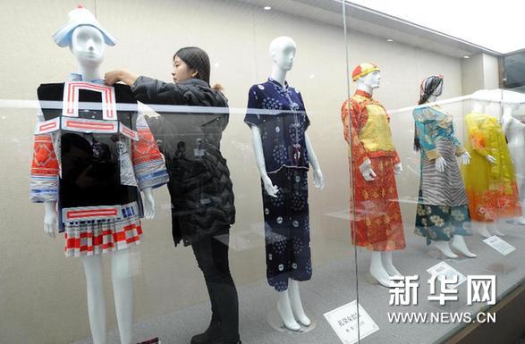 （文化）（1）走进位于河北省永清县的中国服装博物馆