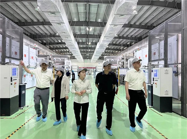 中产协调研新疆产业用纺织品企业