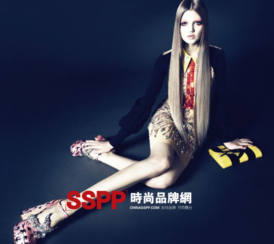 缪缪(Miu Miu)2010春夏广告大片